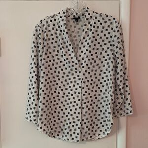 Black and White Patterned Women's Top